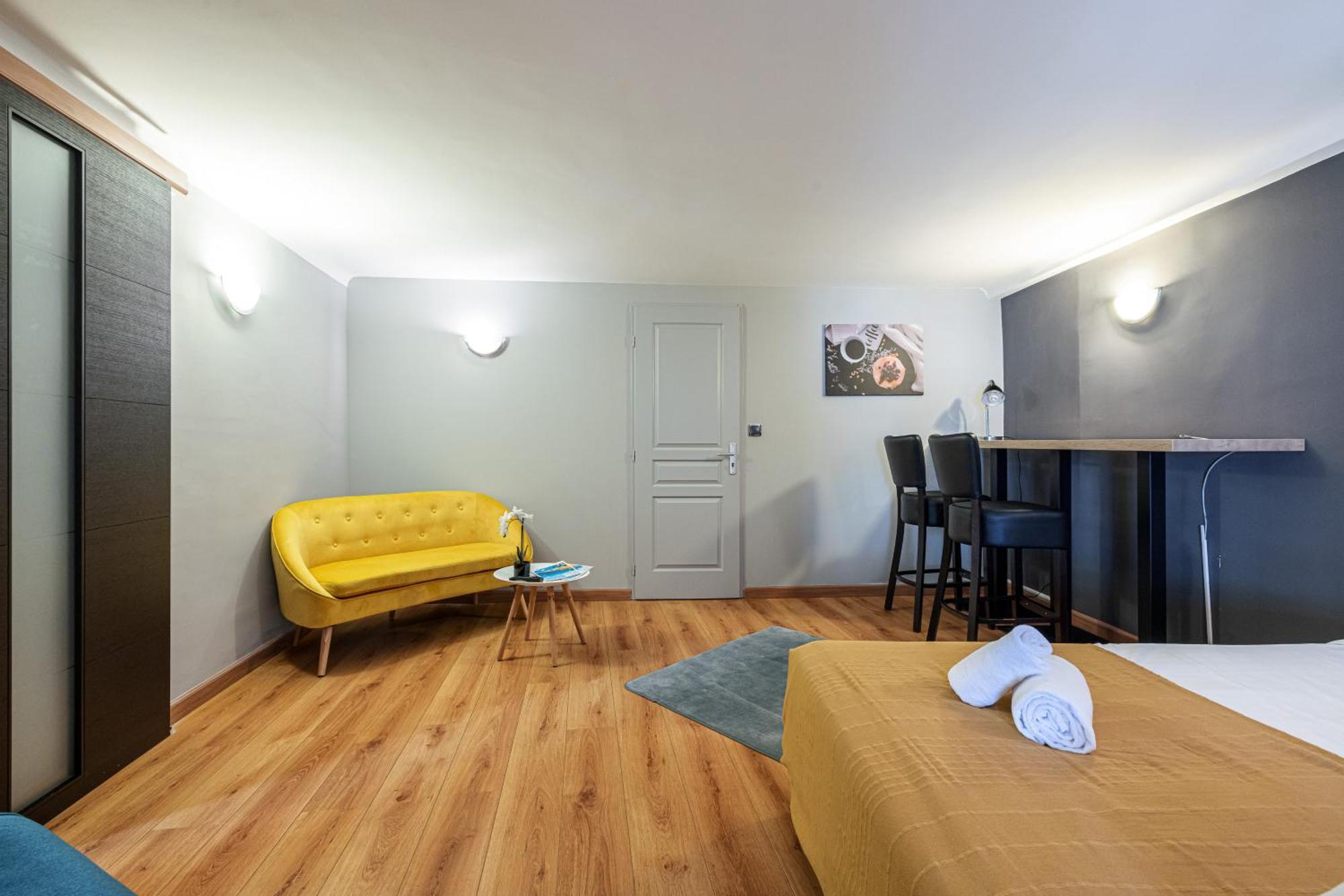 3 Pieces Des Jardins Apartamento Menton Exterior foto