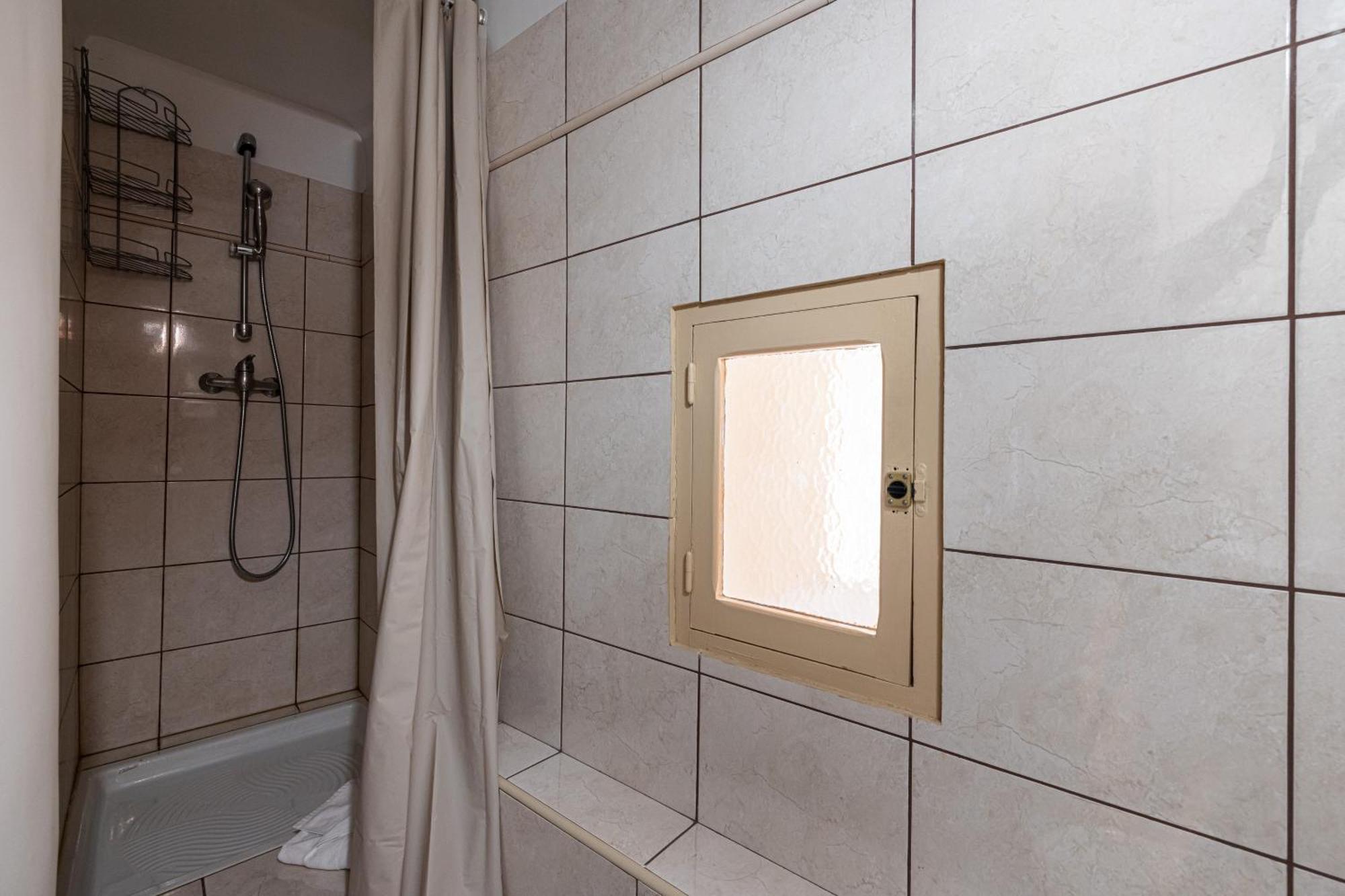 3 Pieces Des Jardins Apartamento Menton Exterior foto
