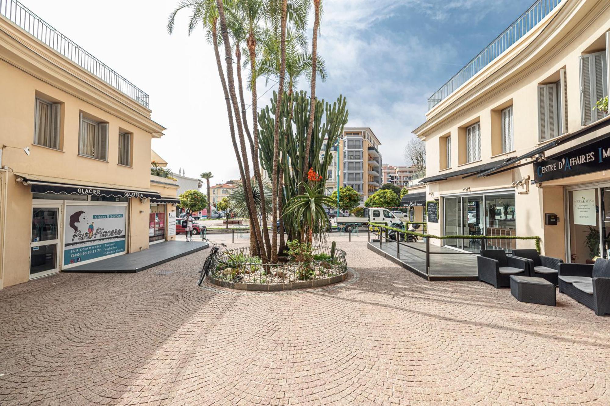 3 Pieces Des Jardins Apartamento Menton Exterior foto